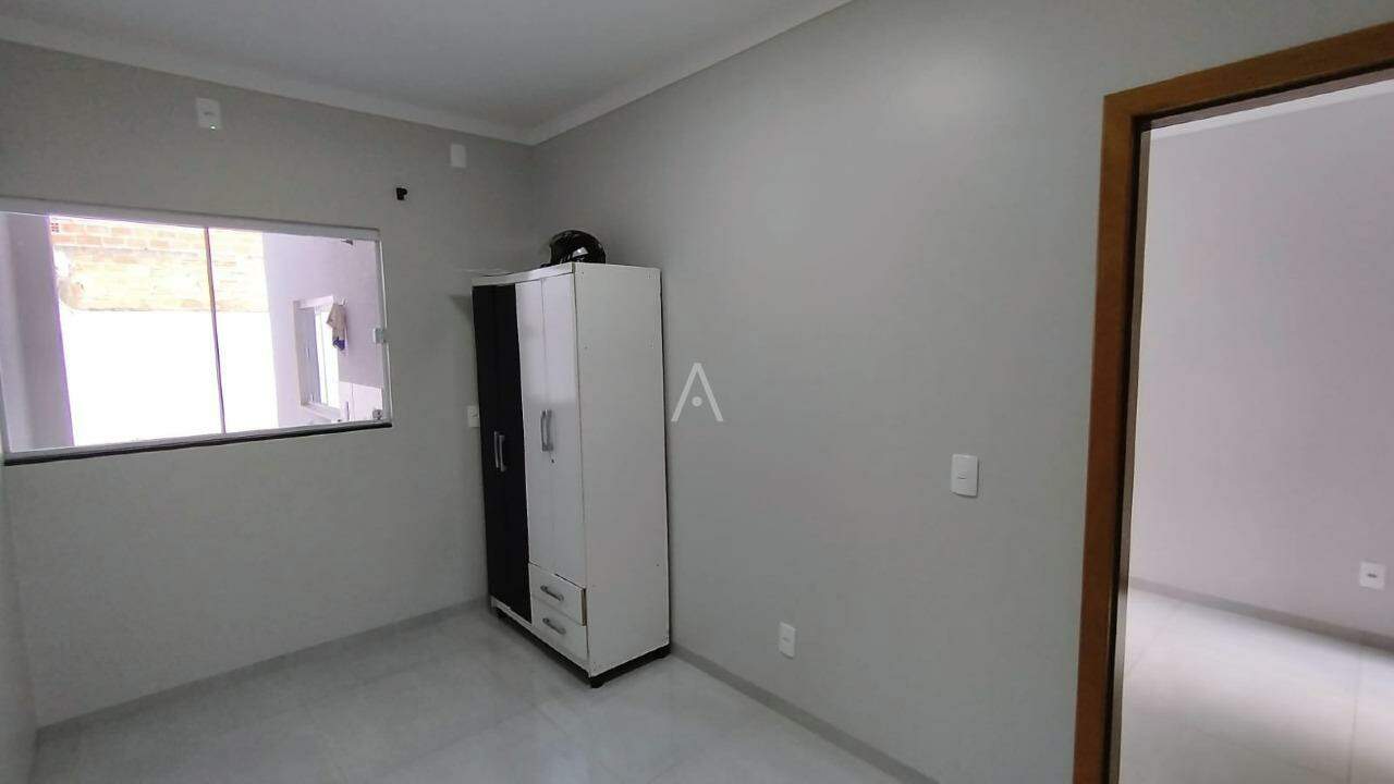 Casa Residencial para à venda no Bairro JARDIM COOPAGRO em TOLEDO: