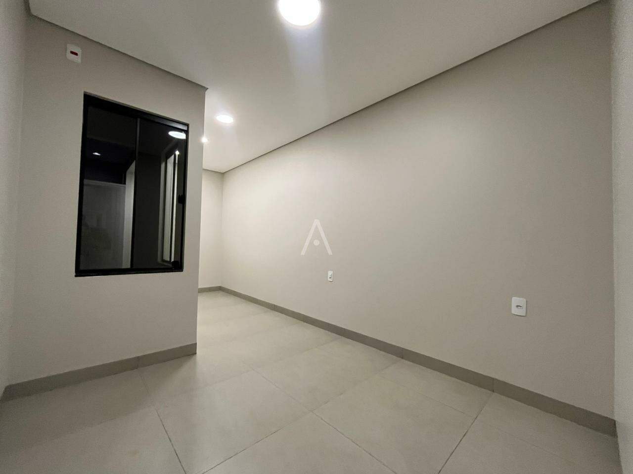 Casa Residencial para para aluguel no Bairro JARDIM COOPAGRO em TOLEDO: 
