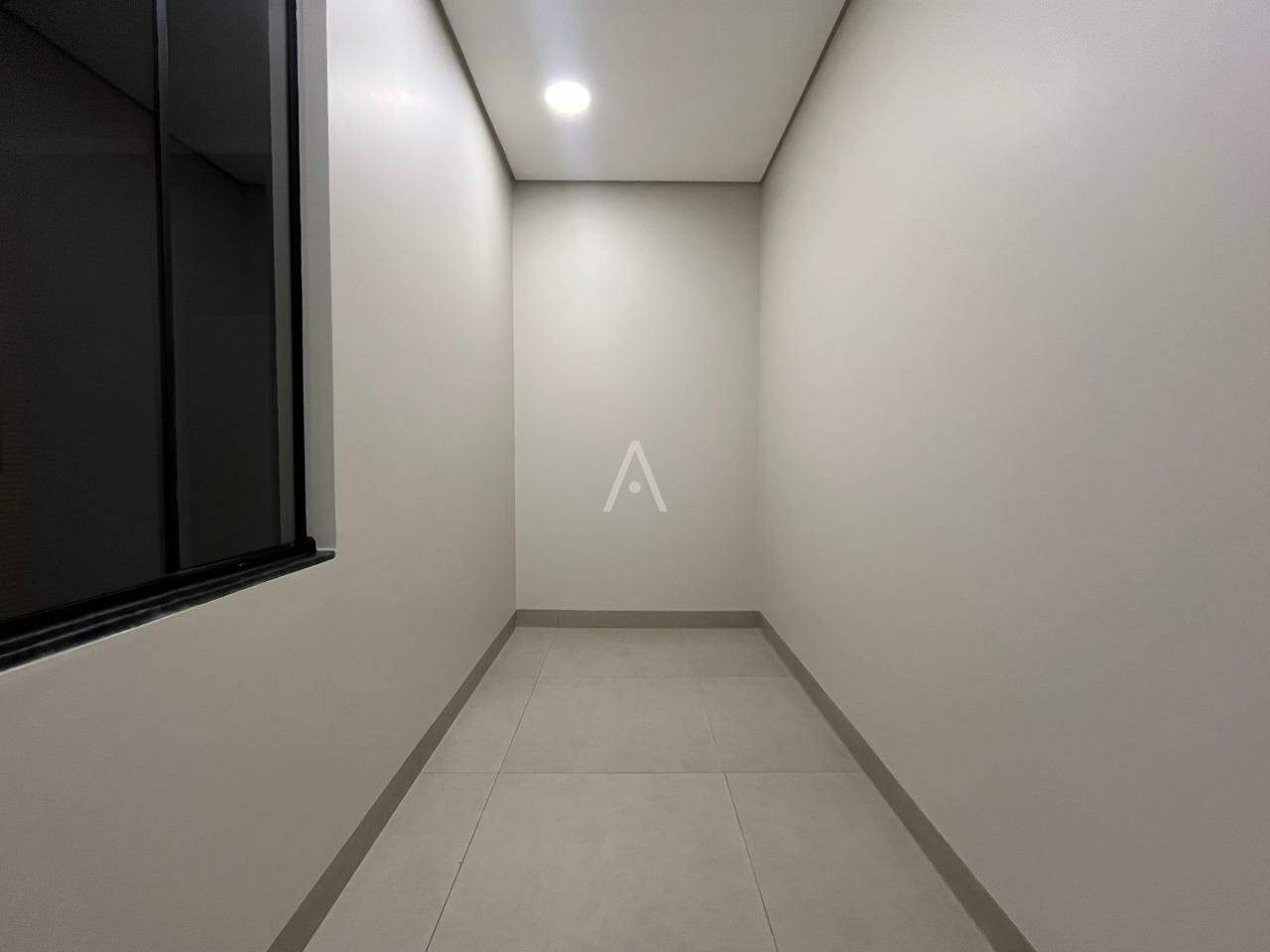 Casa Residencial para para aluguel no Bairro JARDIM COOPAGRO em TOLEDO: 