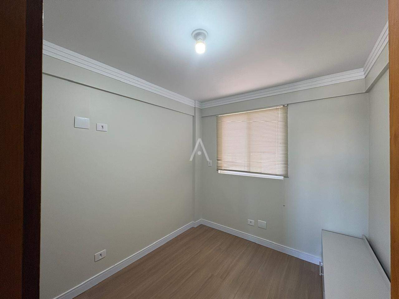 Apartamento para para aluguel no Bairro COUNTRY em CASCAVEL: Dormitório 3