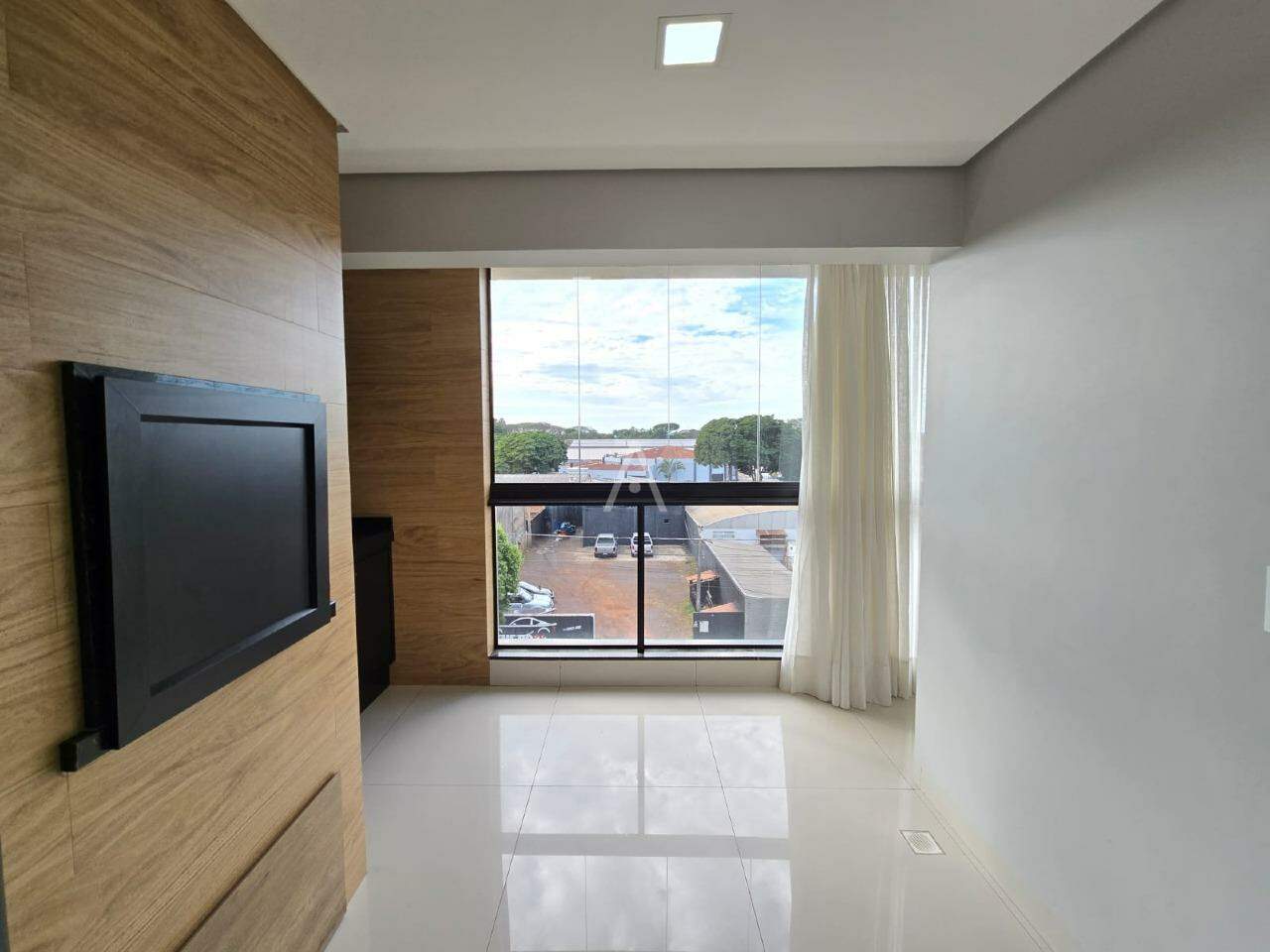 Apartamento para para aluguel no Bairro CENTRO em TOLEDO: