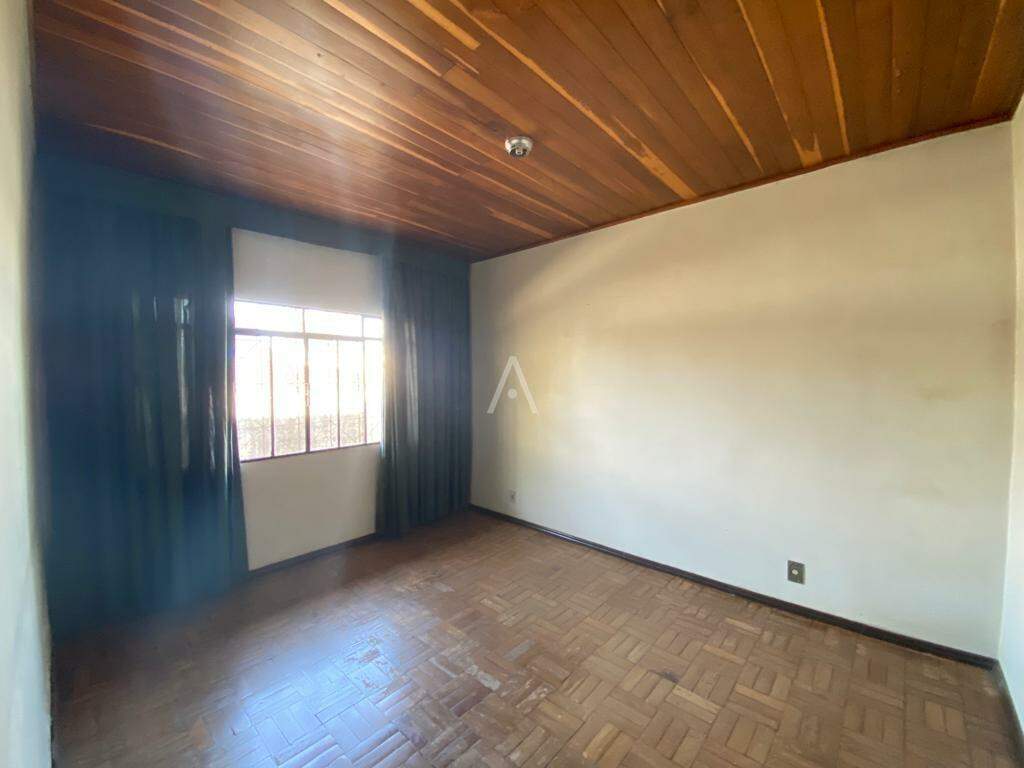 Casa Residencial para para aluguel no Bairro CENTRO em TOLEDO:
