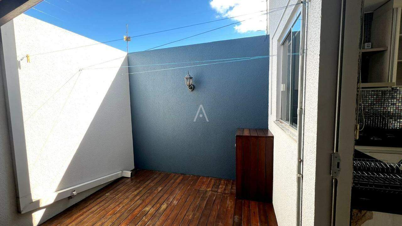 Sobrado para à venda no Bairro PARQUE SAO PAULO em CASCAVEL: