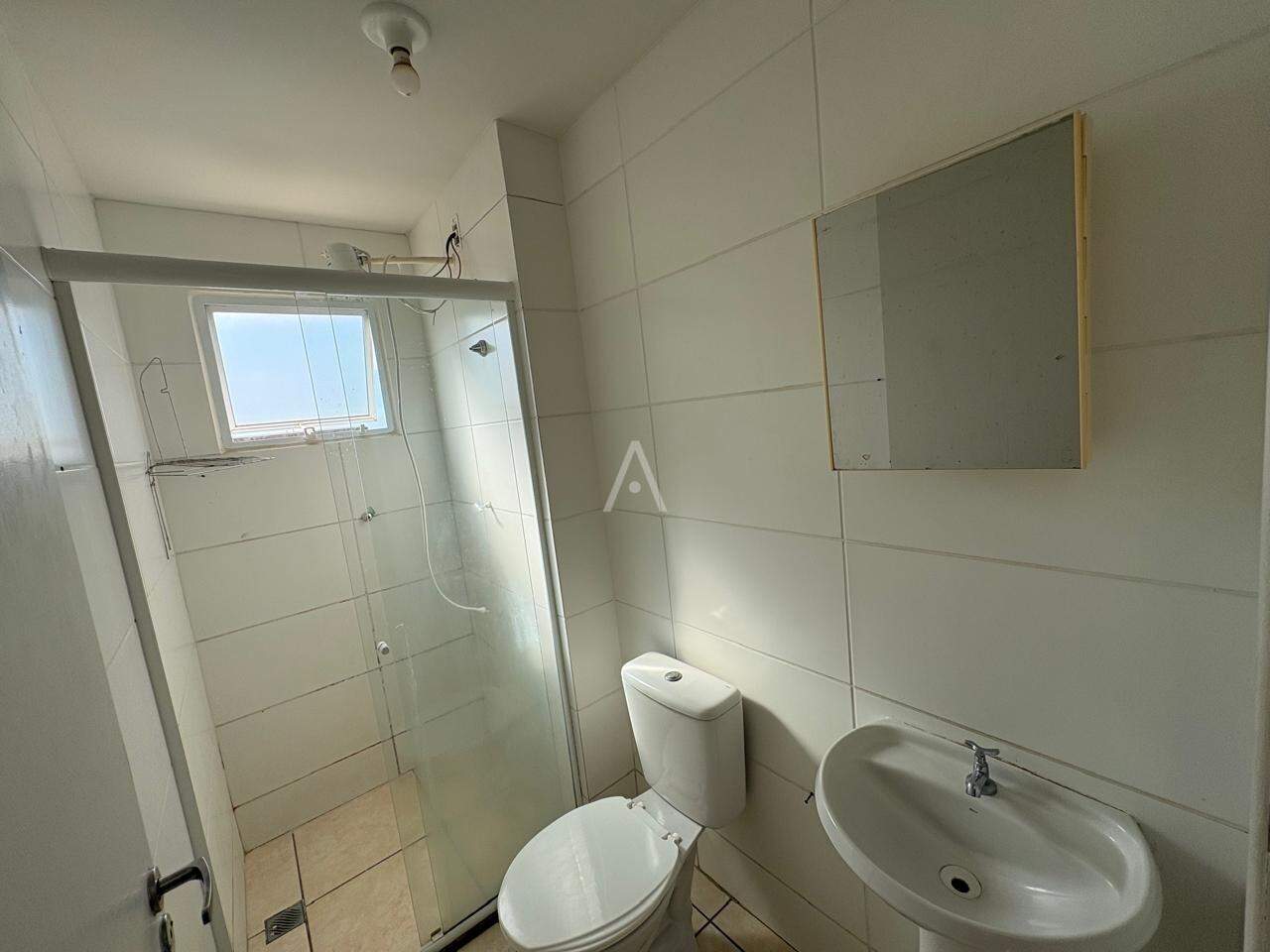 Apartamento para para aluguel no Bairro FLORAIS DO PARANA em CASCAVEL: Bwc social