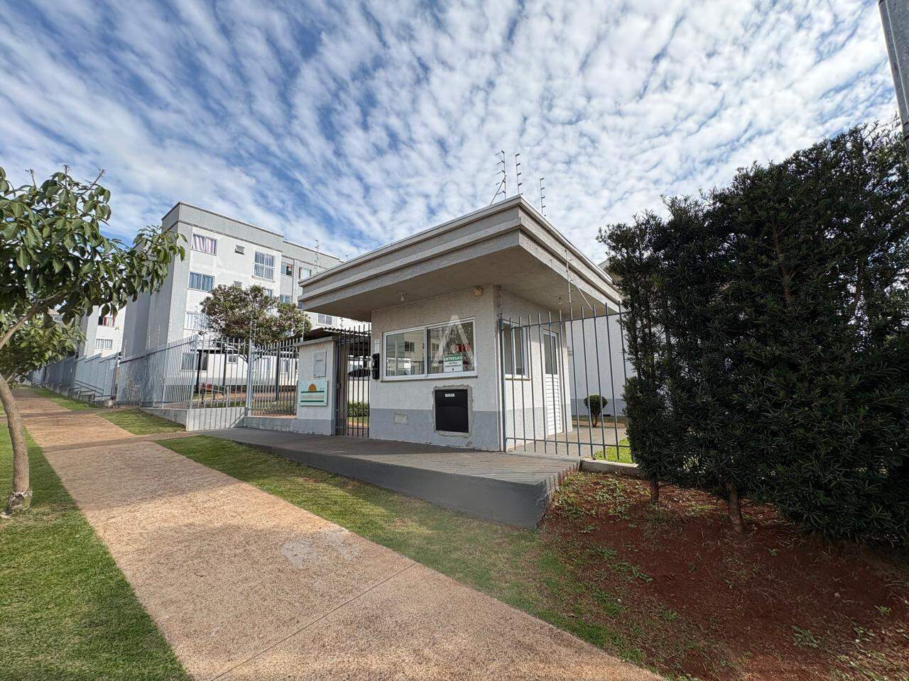 Apartamento para para aluguel no Bairro FLORAIS DO PARANA em CASCAVEL: 