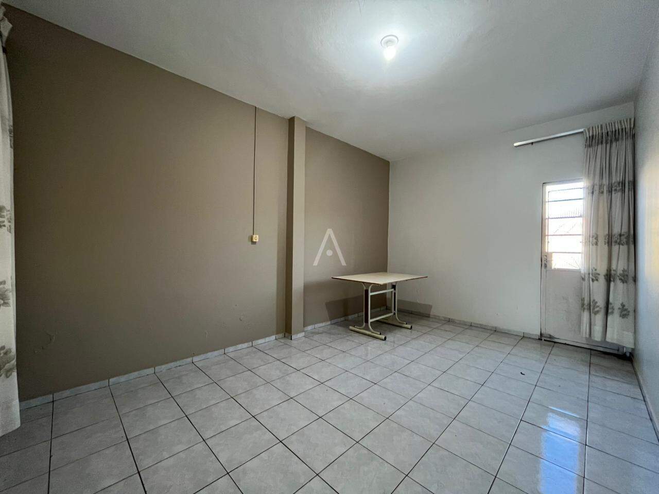 Casa Residencial para para aluguel no Bairro JARDIM PORTO ALEGRE em TOLEDO:
