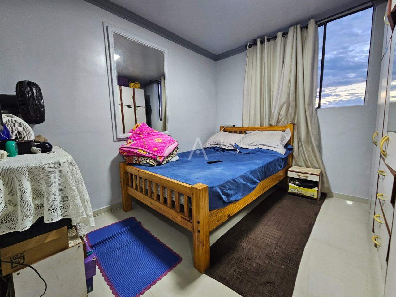 Apartamento para à venda no Bairro PARQUE VERDE em CASCAVEL: 