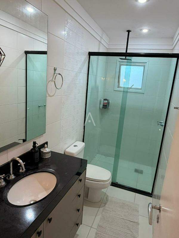 Apartamento para à venda no Bairro CENTRO em CASCAVEL: