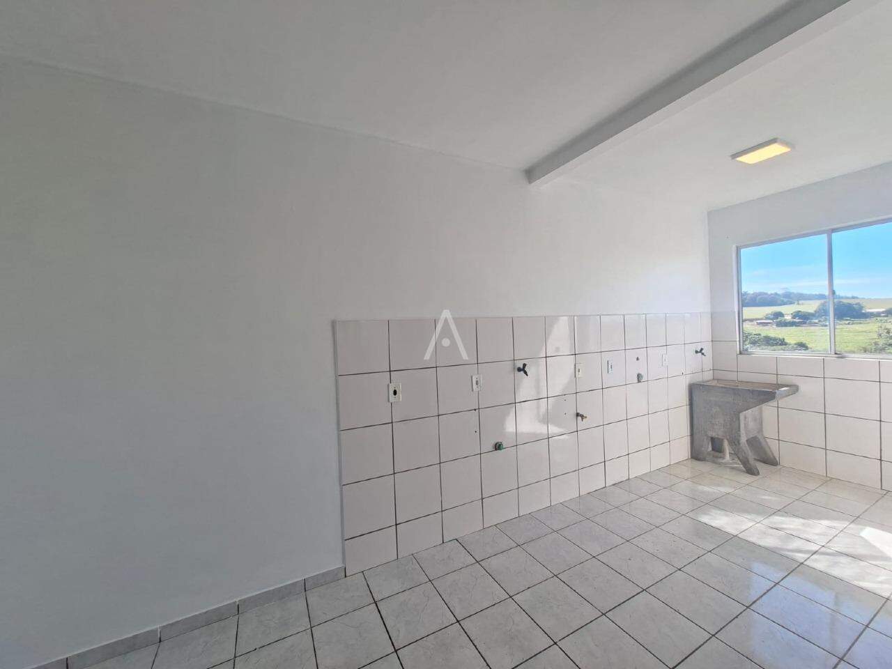 Apartamento para para aluguel no Bairro INTERLAGOS em CASCAVEL: