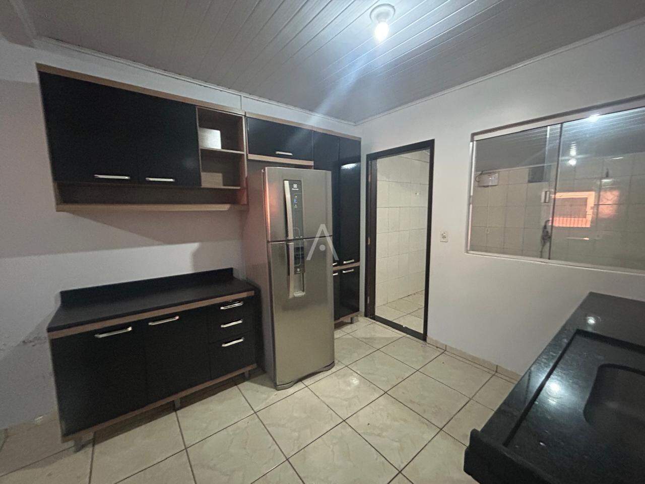 Casa Residencial para para aluguel no Bairro SANTA FELICIDADE em CASCAVEL: 