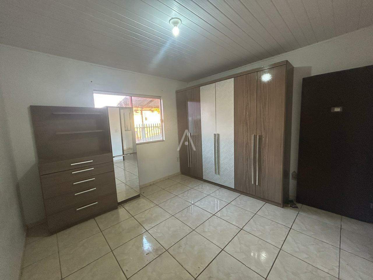 Casa Residencial para para aluguel no Bairro SANTA FELICIDADE em CASCAVEL: 