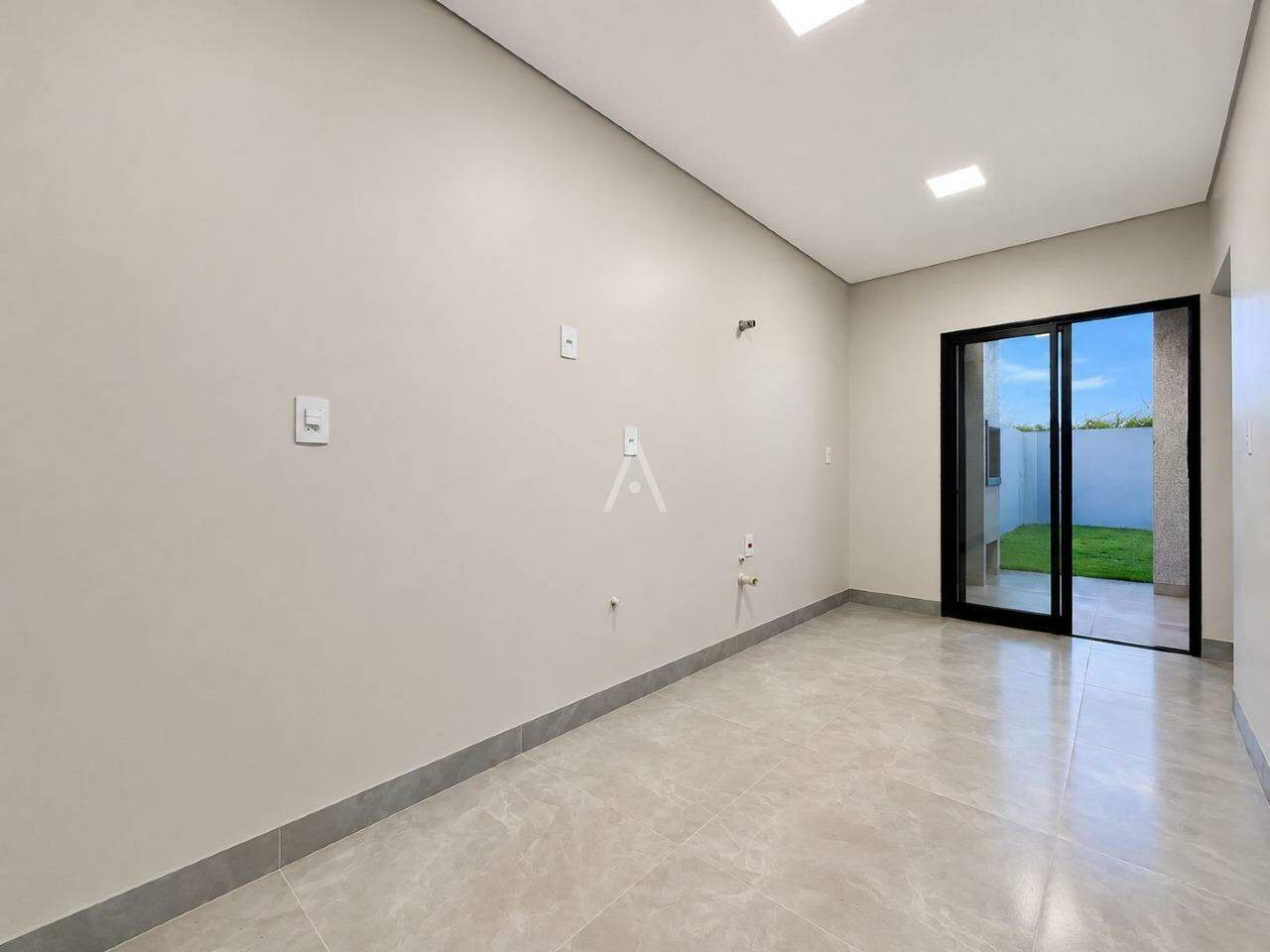 Casa Residencial para para aluguel no Bairro Cristo Rei em TOLEDO: