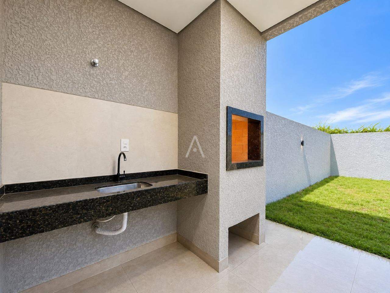 Casa Residencial para para aluguel no Bairro Cristo Rei em TOLEDO: