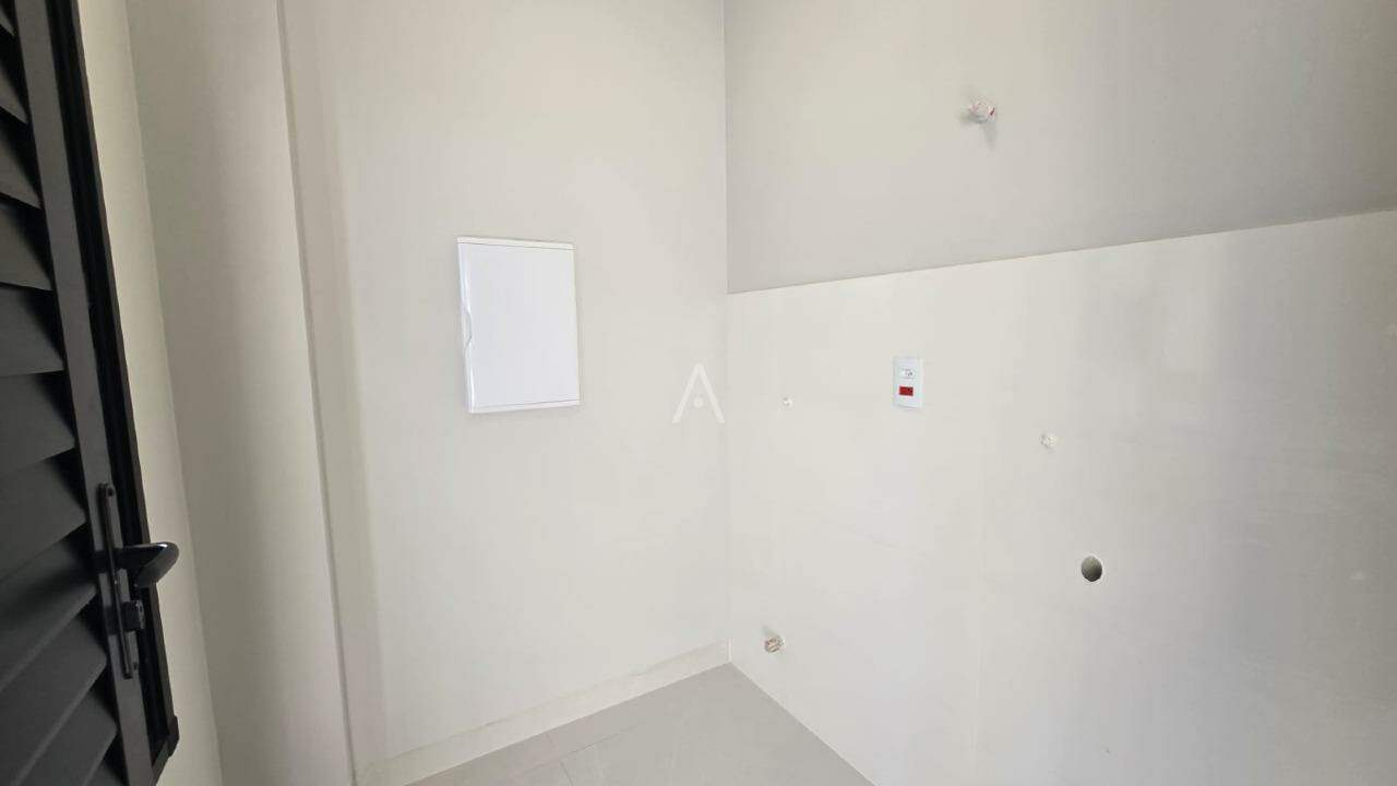 Casa Residencial para à venda no Bairro Jardim Parizotto em TOLEDO: