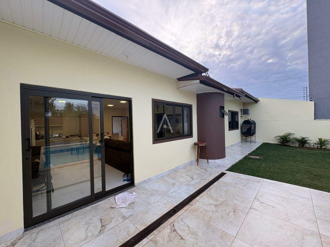 Casa Residencial para para aluguel no Bairro PARQUE VERDE em CASCAVEL: 