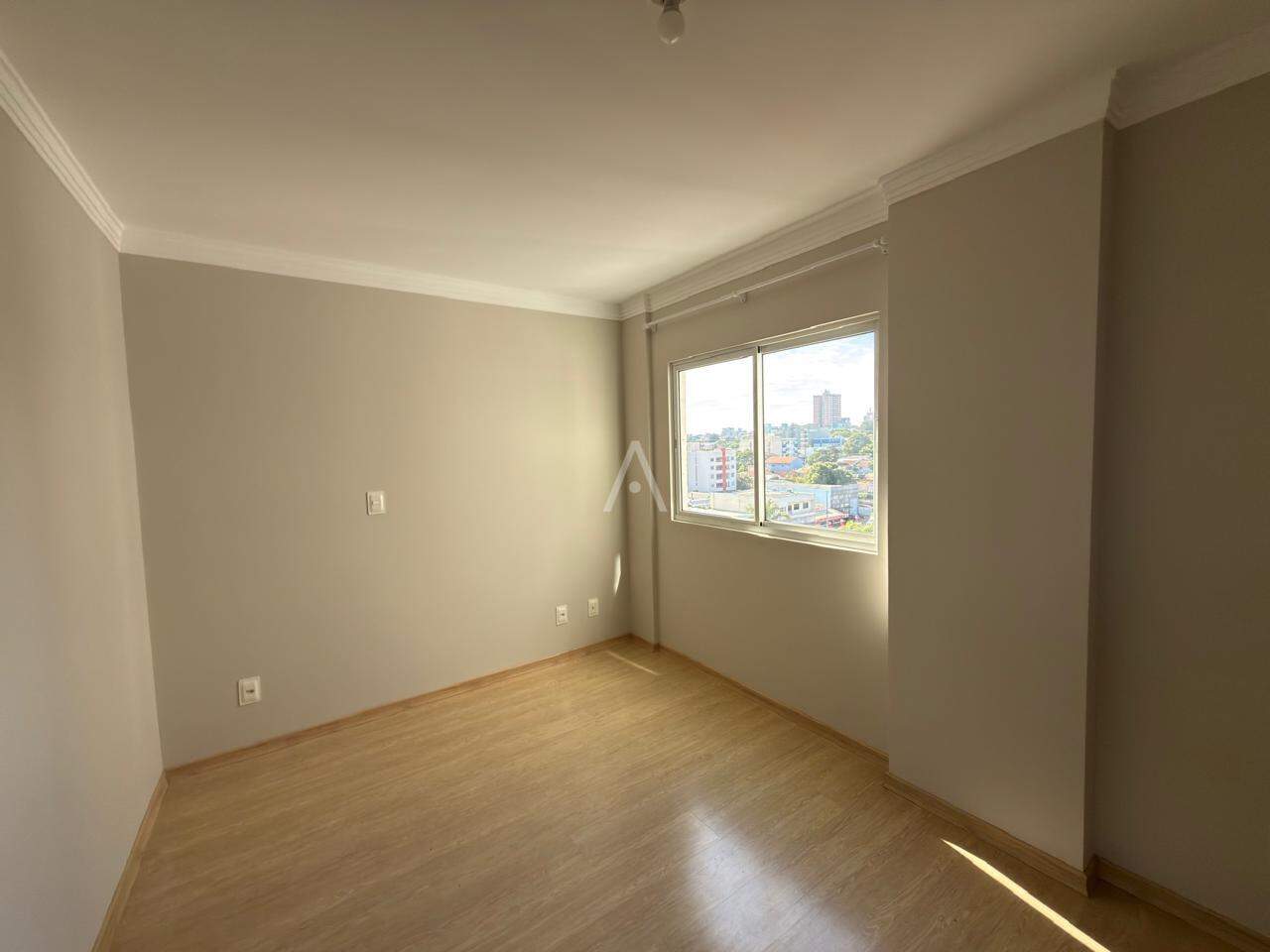 Apartamento para à venda no Bairro COQUEIRAL em CASCAVEL: 