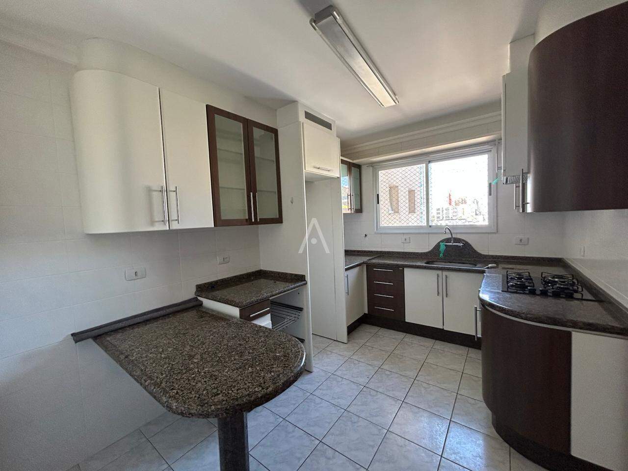 Apartamento para para aluguel no Bairro CENTRO em CASCAVEL: 