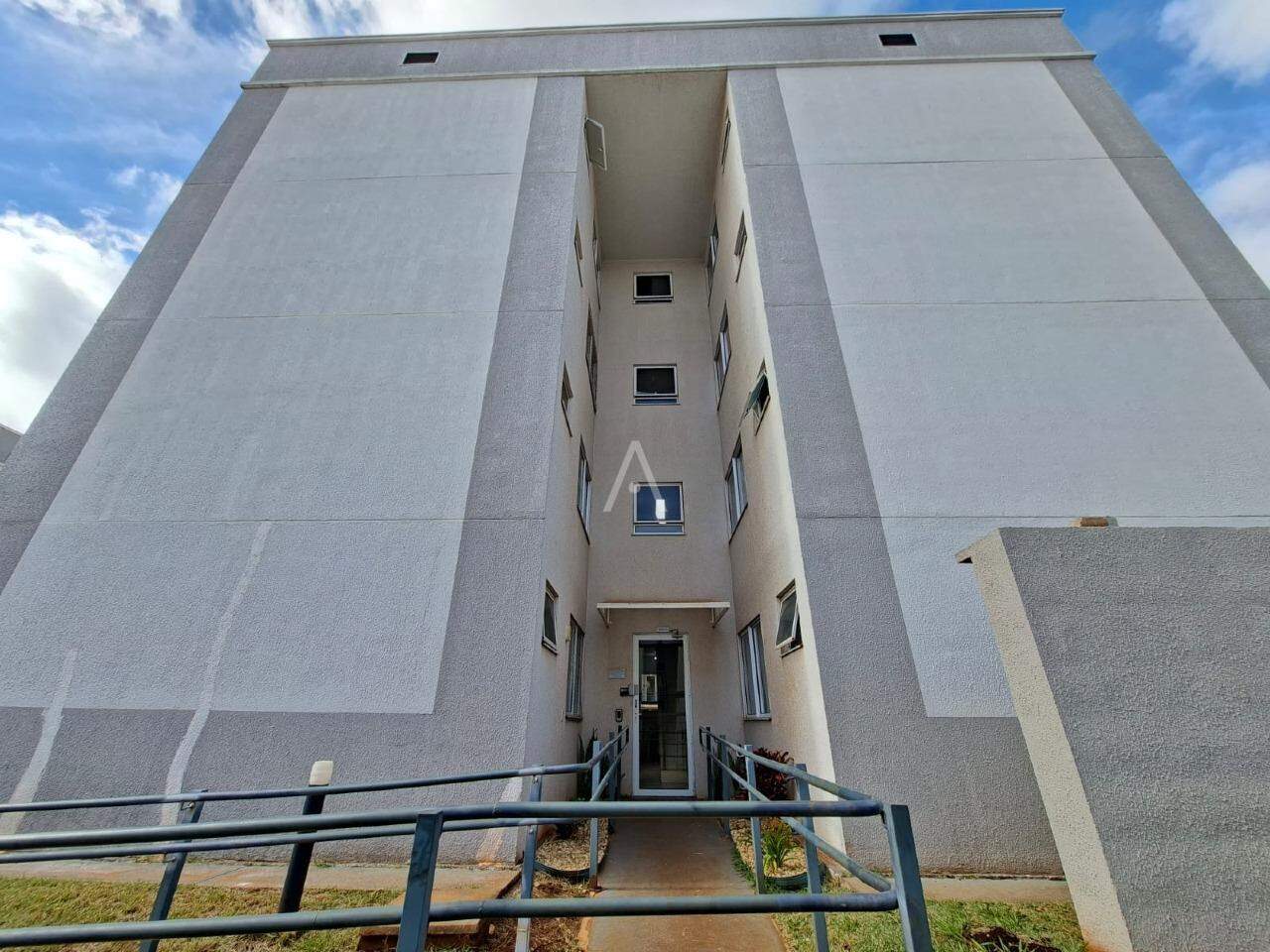Apartamento para para aluguel no Bairro FLORESTA em CASCAVEL: 