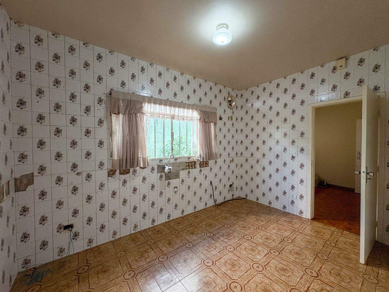 Casa Residencial para à venda no Bairro NEVA em CASCAVEL: 
