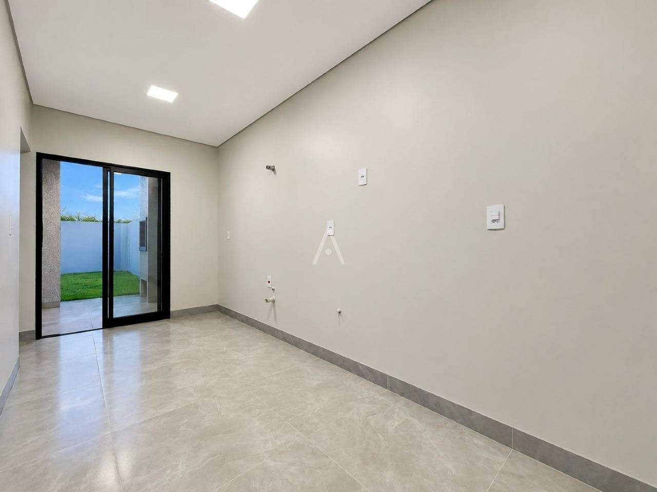 Casa Residencial para para aluguel no Bairro Cristo Rei em TOLEDO: