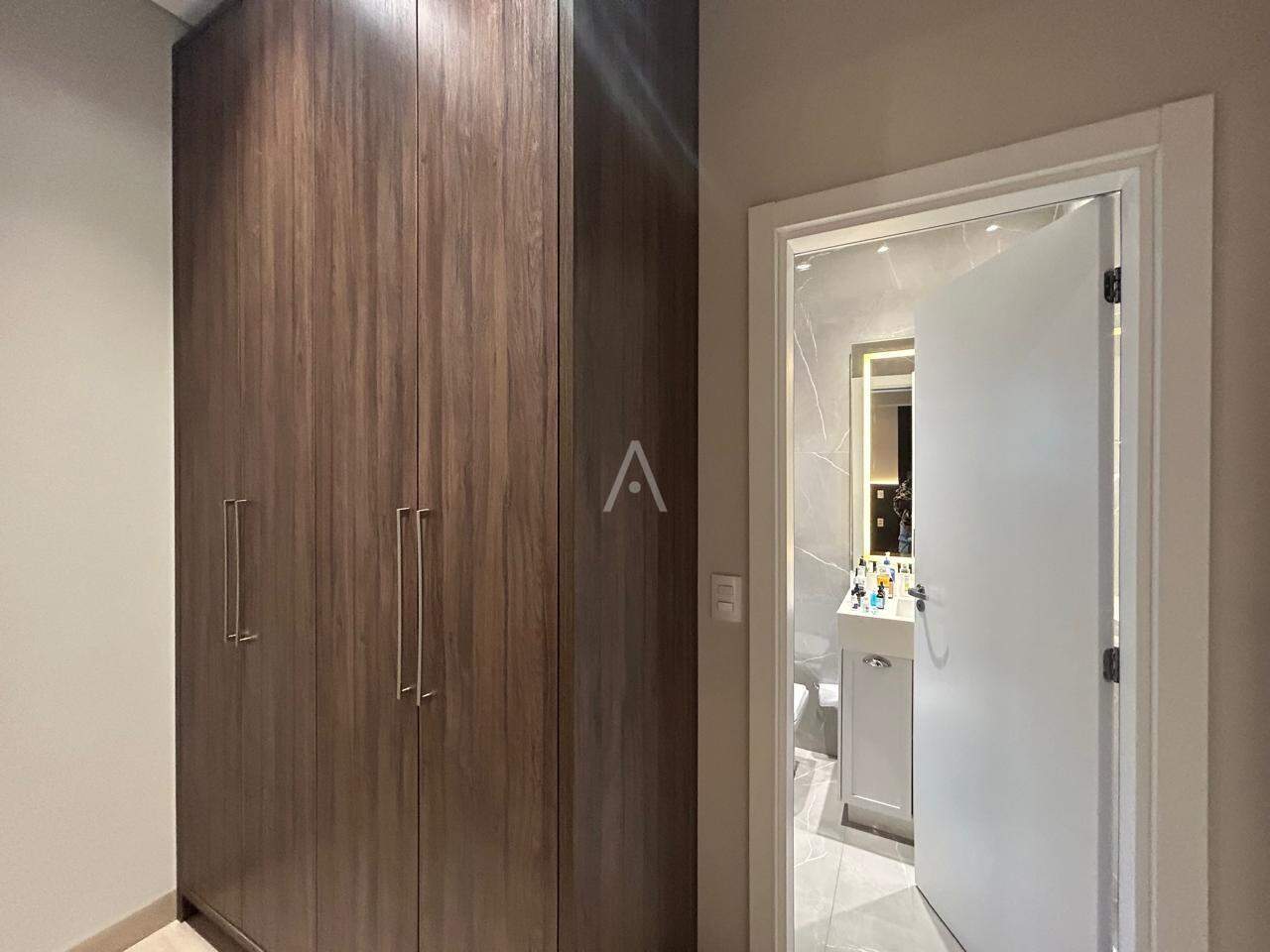 Casa Residencial para à venda no Bairro NEVA em CASCAVEL: quarto 2 suite