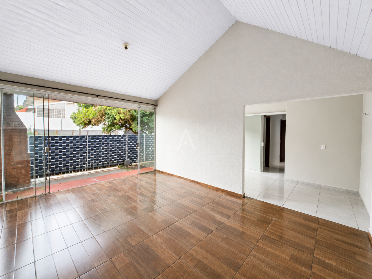 Casa Residencial para à venda no Bairro JARDIM CONCORDIA em TOLEDO: 