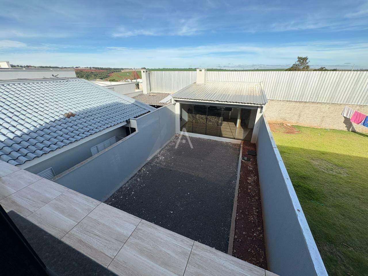 Sobrado para à venda no Bairro CASCAVEL VELHO em CASCAVEL: 