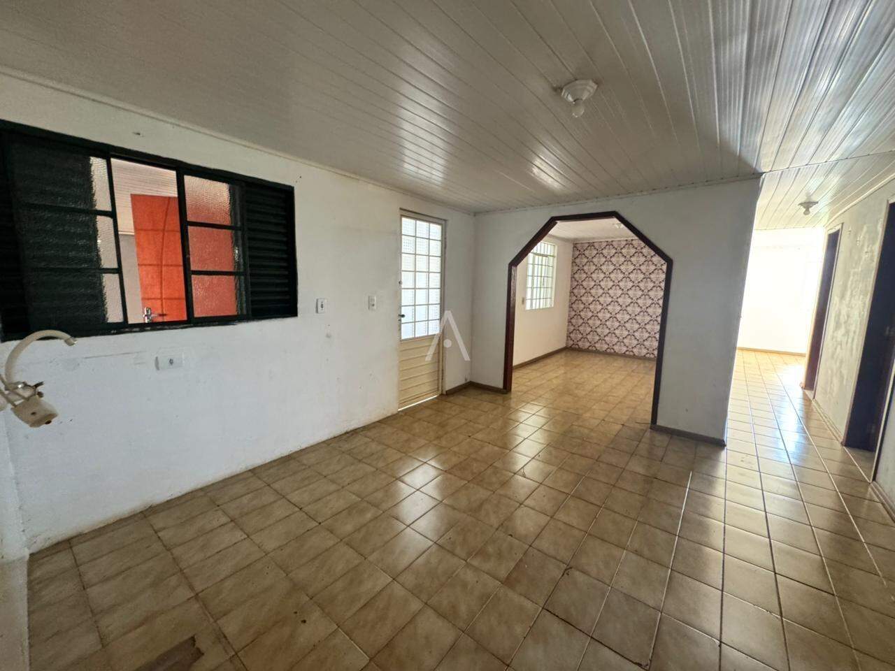 Casa Residencial para à venda no Bairro VILA BECKER em TOLEDO: 