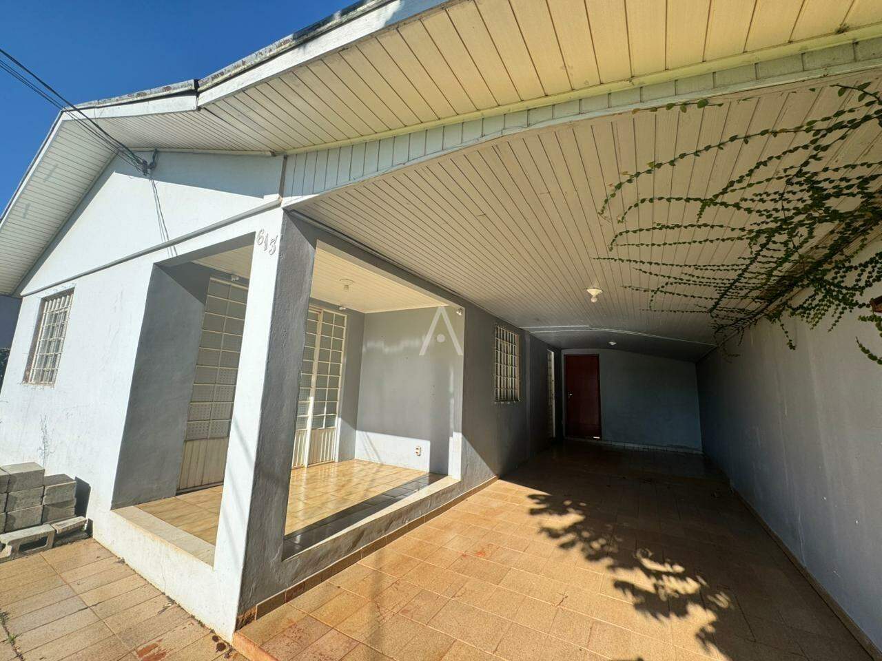 Casa Residencial para à venda no Bairro VILA BECKER em TOLEDO: 