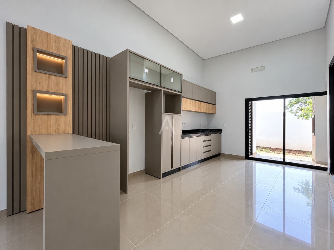 Casa Residencial para para aluguel no Bairro Jardim Parizotto em TOLEDO: Cozinha
