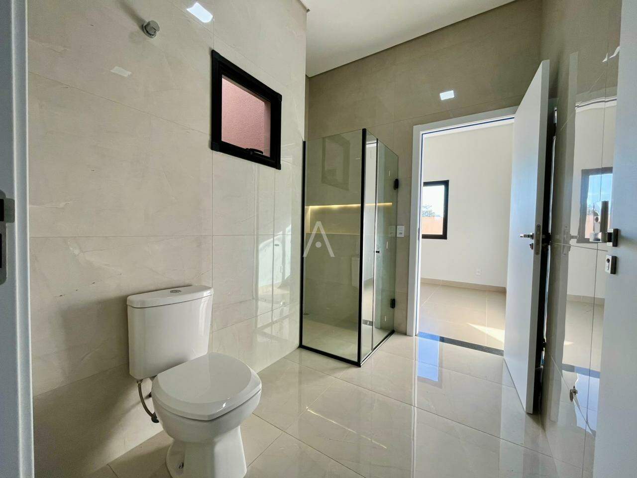 Casa Residencial para para aluguel no Bairro Jardim Parizotto em TOLEDO: Banheiro