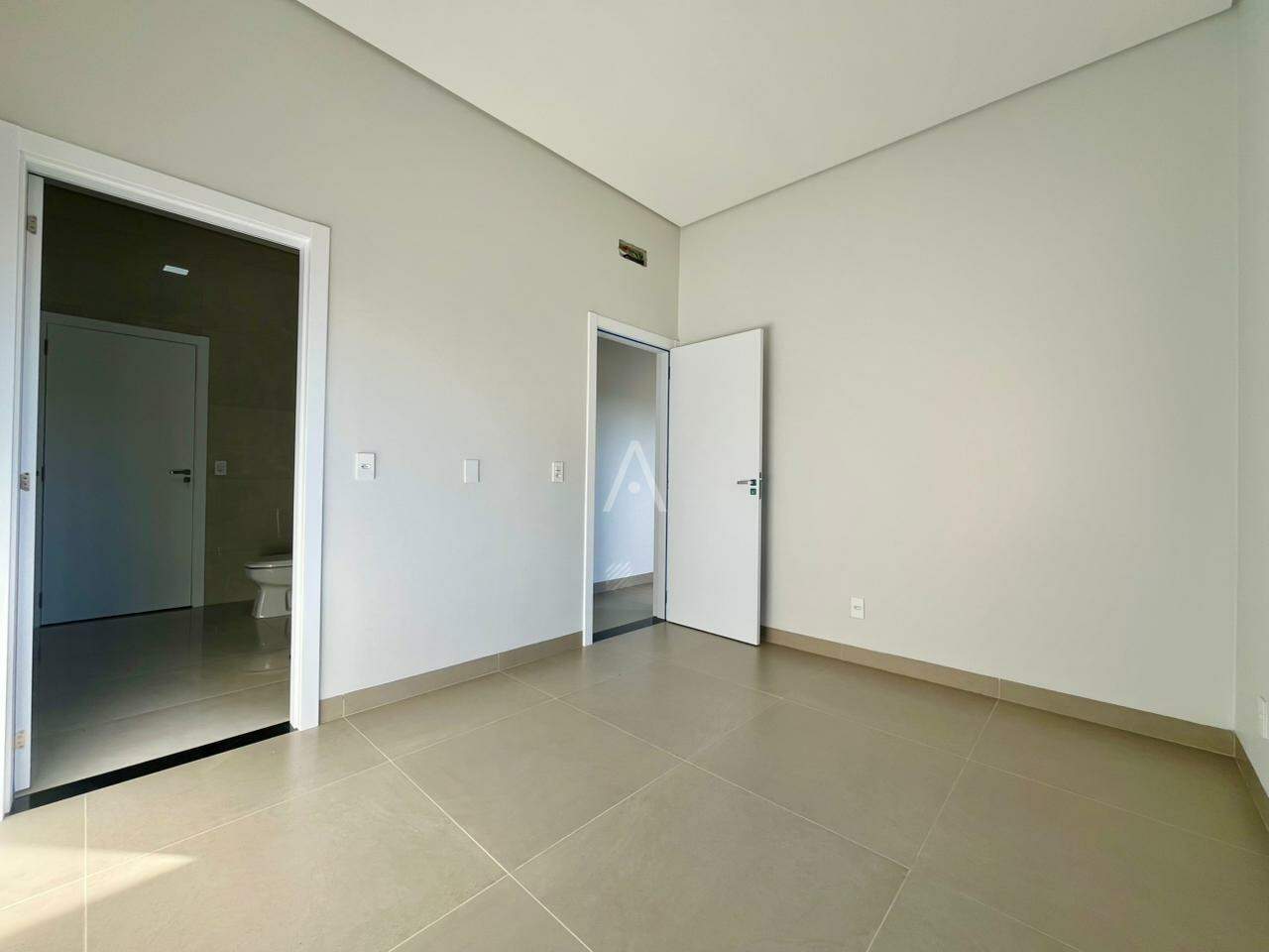 Casa Residencial para para aluguel no Bairro Jardim Parizotto em TOLEDO: Demi-Suíte 01