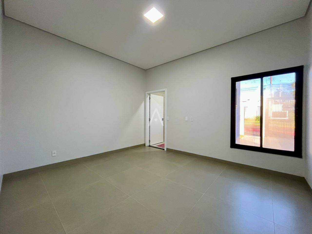 Casa Residencial para para aluguel no Bairro Jardim Parizotto em TOLEDO: Suíte