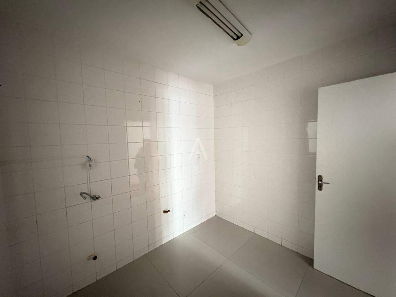 Apartamento para para aluguel no Bairro CANCELLI em CASCAVEL: