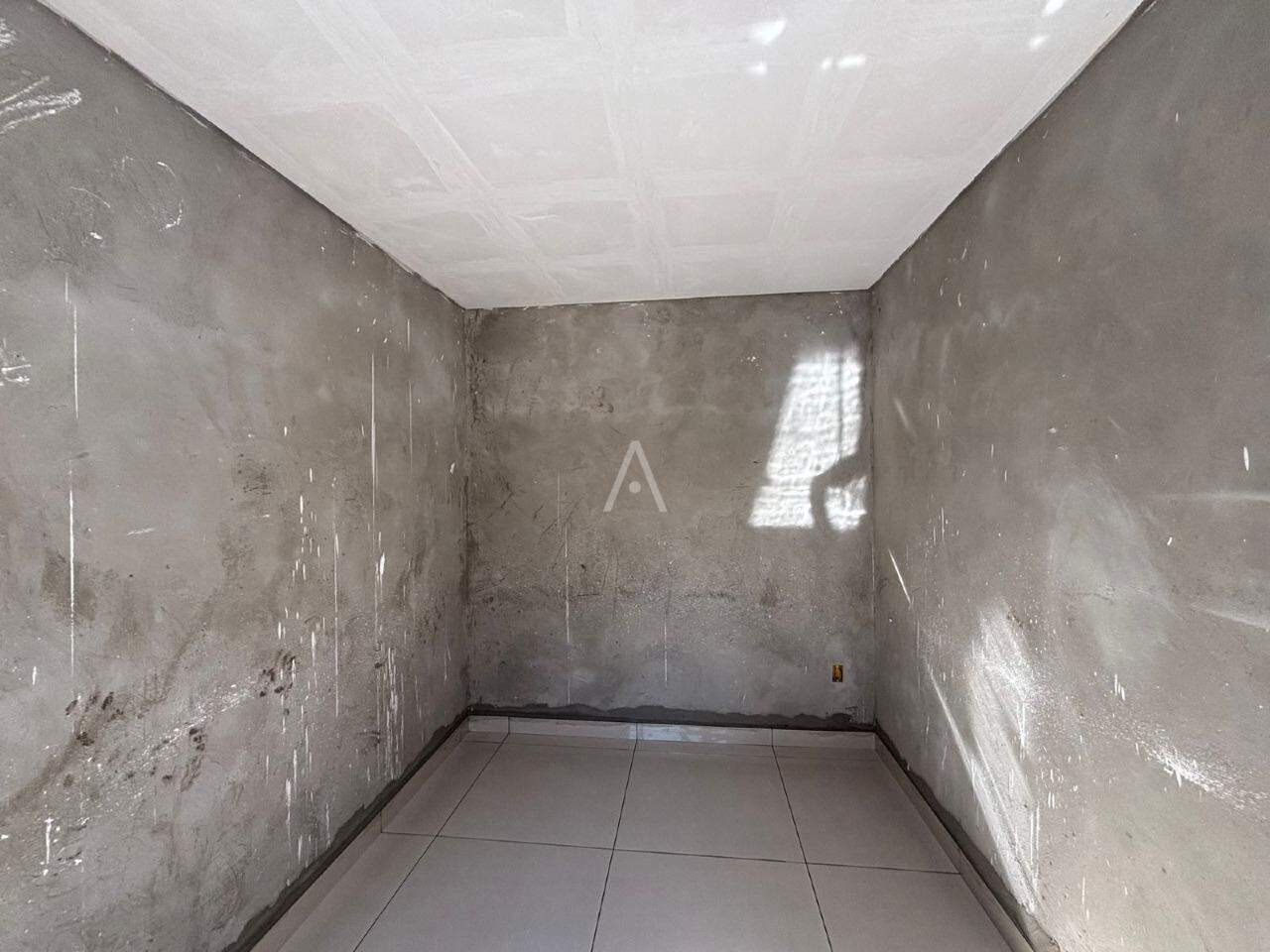 Casa Residencial para à venda no Bairro JARDIM COOPAGRO em TOLEDO: 