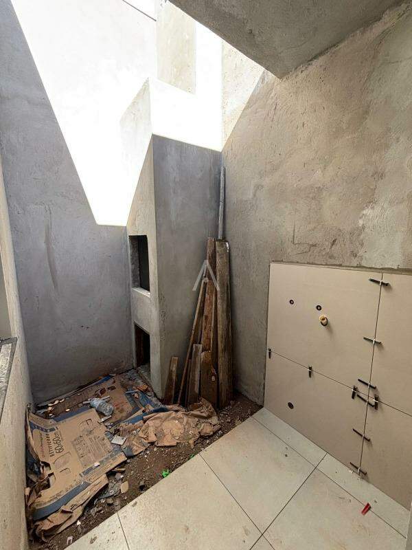 Casa Residencial para à venda no Bairro JARDIM COOPAGRO em TOLEDO: 