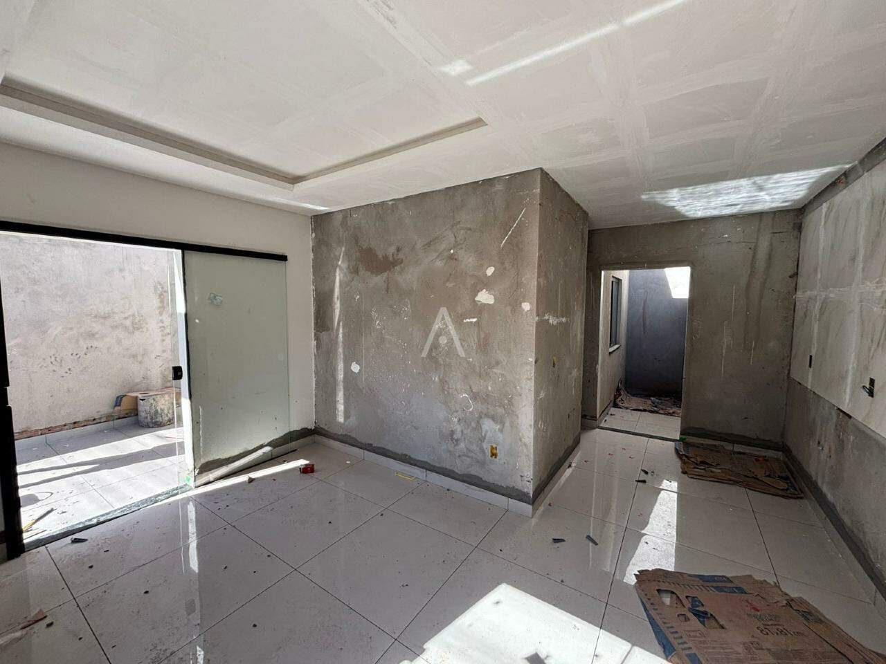 Casa Residencial para à venda no Bairro JARDIM COOPAGRO em TOLEDO: 