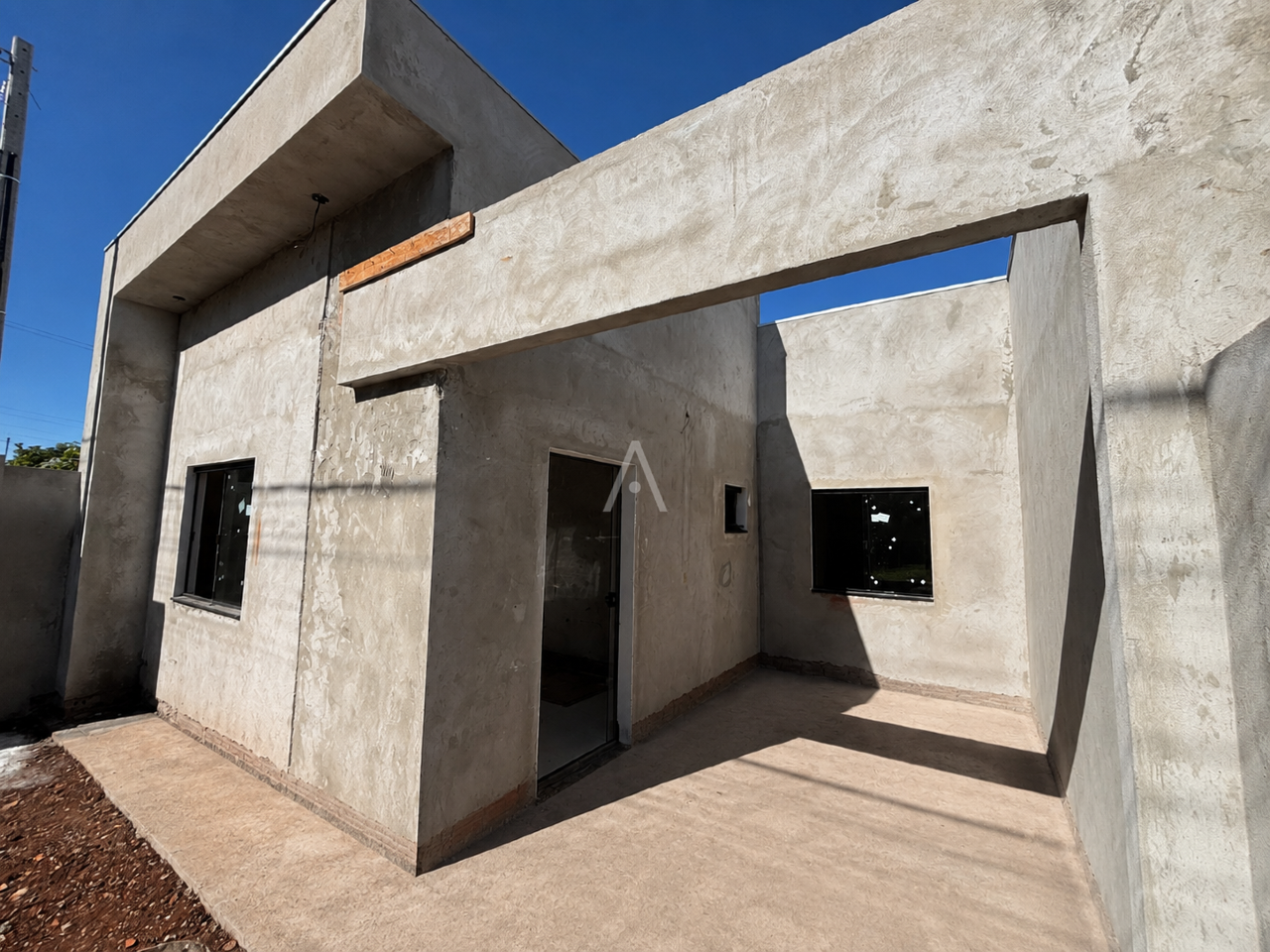 Casa Residencial para à venda no Bairro JARDIM COOPAGRO em TOLEDO: 