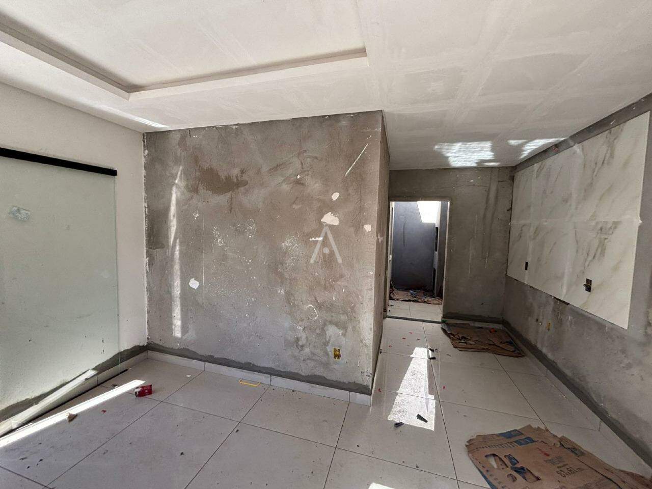 Casa Residencial para à venda no Bairro JARDIM COOPAGRO em TOLEDO: 