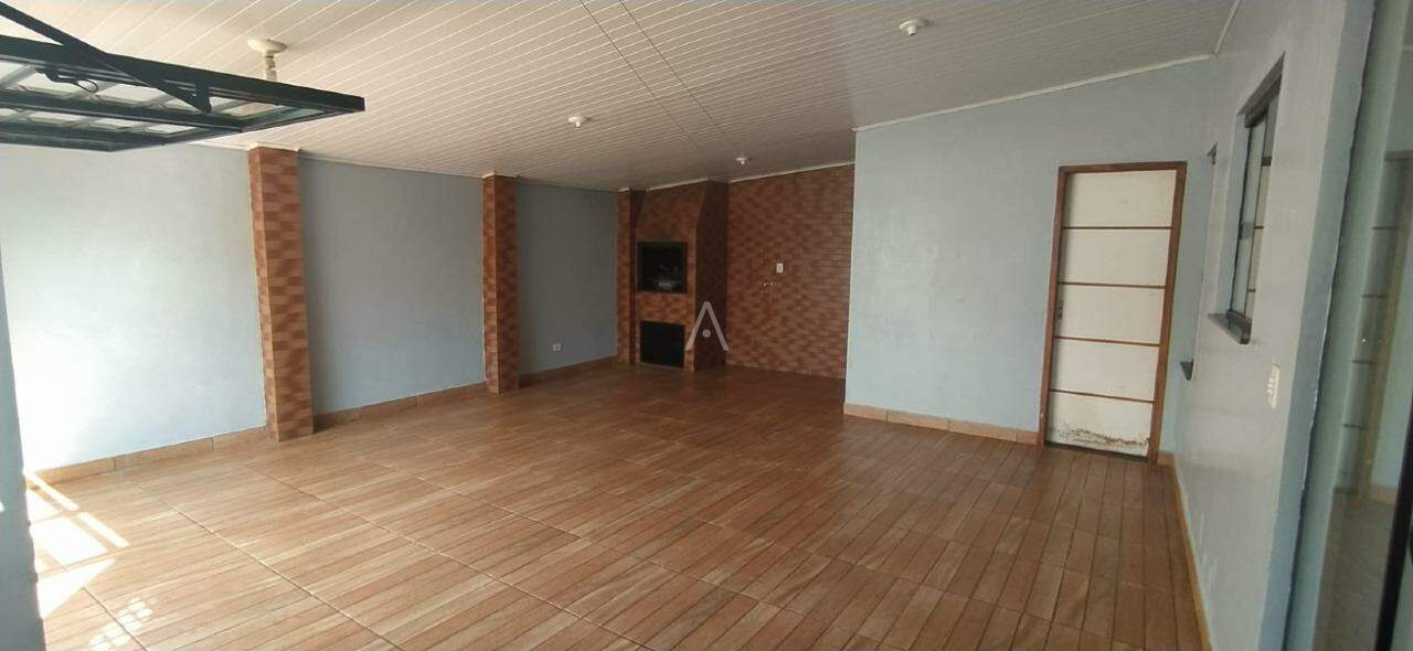 Casa Residencial para à venda no Bairro UNIVERSITARIO em CASCAVEL: 