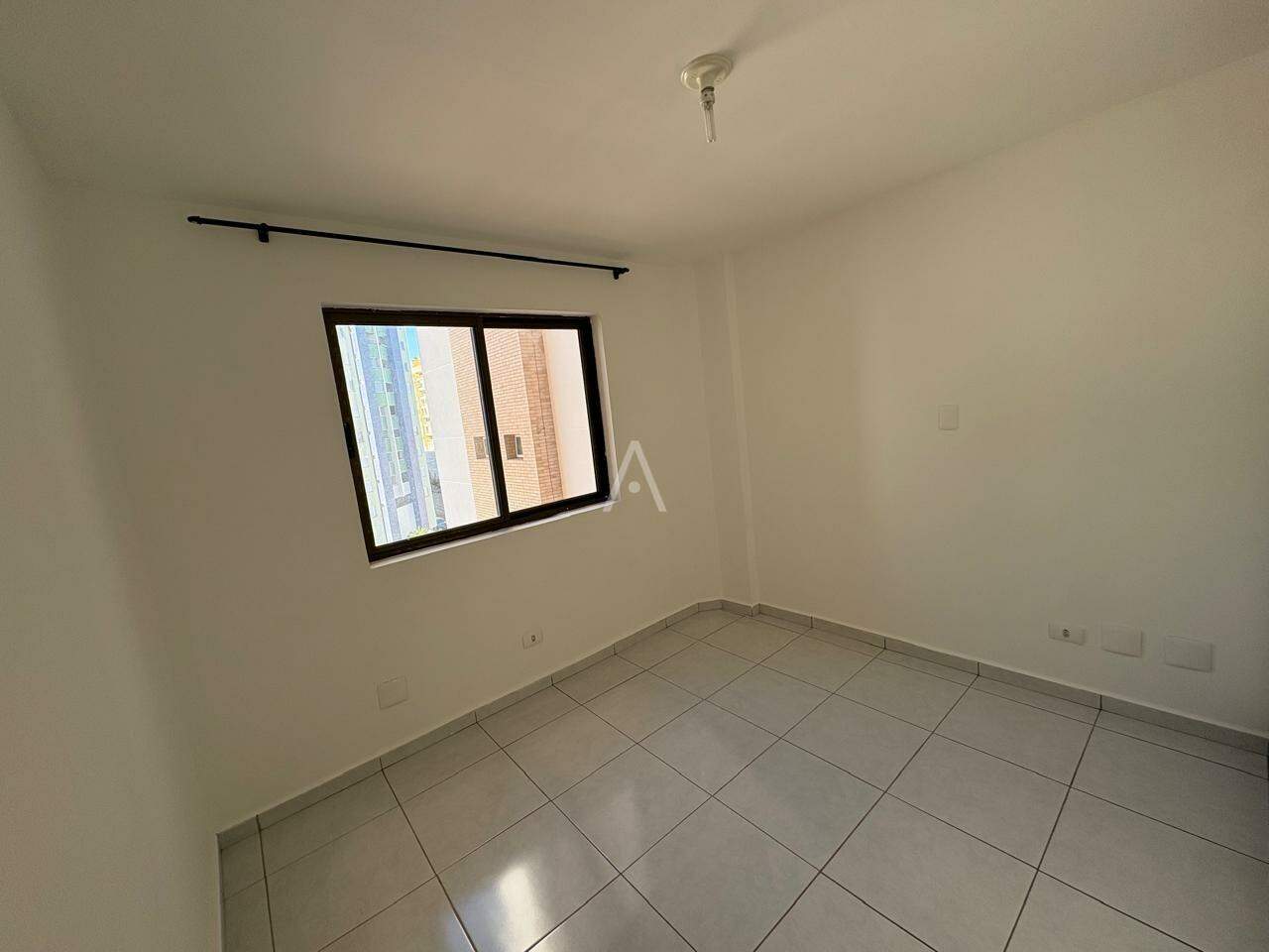 Apartamento para para aluguel no Bairro CENTRO em CASCAVEL: 1 Dormitório