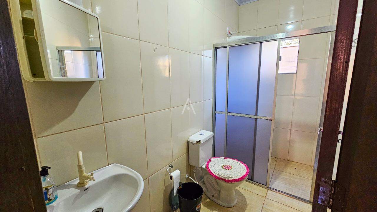 Casa Residencial para à venda no Bairro NEVA em CASCAVEL:
