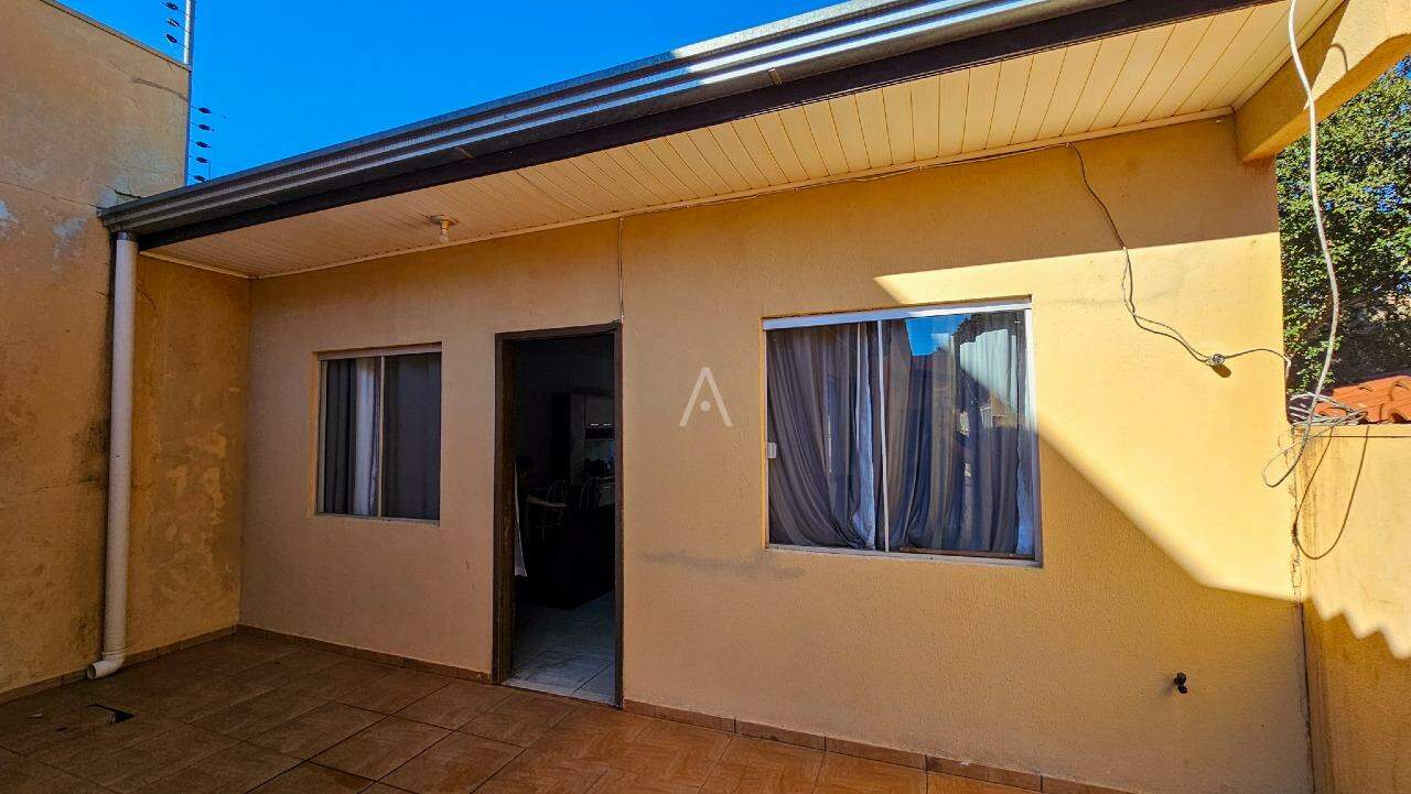 Casa Residencial para à venda no Bairro NEVA em CASCAVEL: