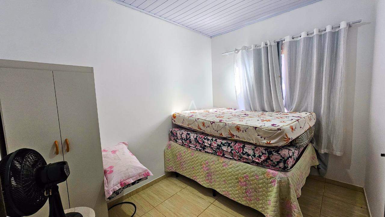 Casa Residencial para à venda no Bairro NEVA em CASCAVEL: