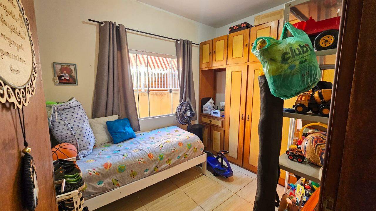 Casa Residencial para à venda no Bairro NEVA em CASCAVEL: