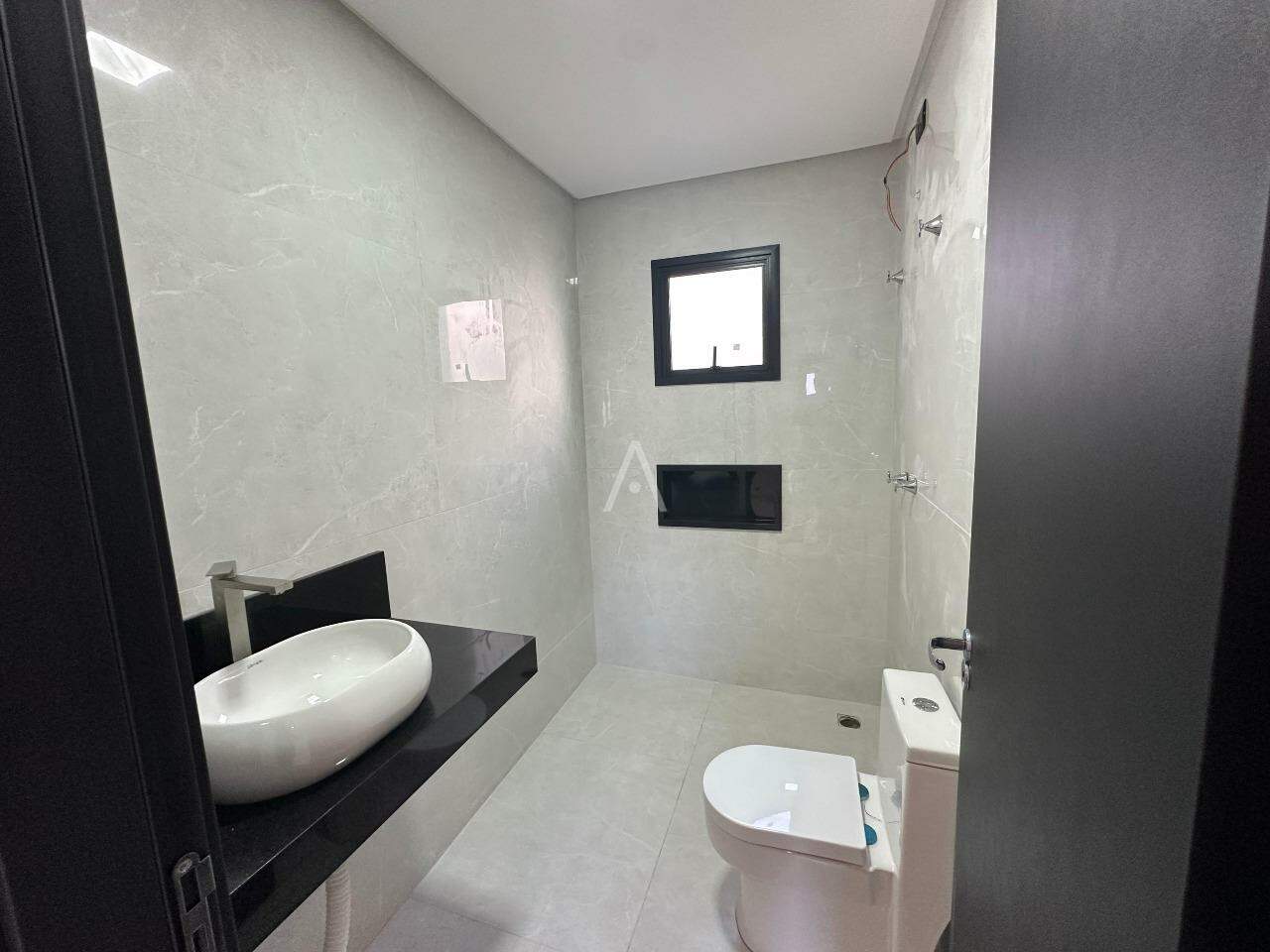 Casa Residencial para à venda no Bairro RECANTO TROPICAL em CASCAVEL: 
