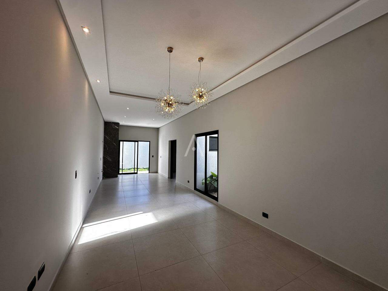 Casa Residencial para à venda no Bairro RECANTO TROPICAL em CASCAVEL: 