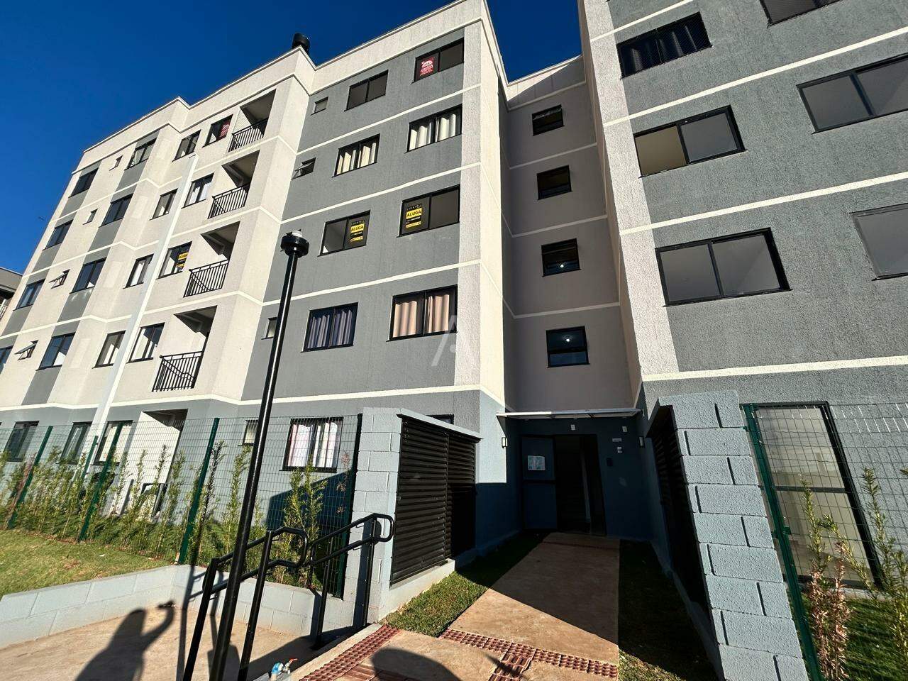Apartamento para para aluguel no Bairro FLORESTA em CASCAVEL: 