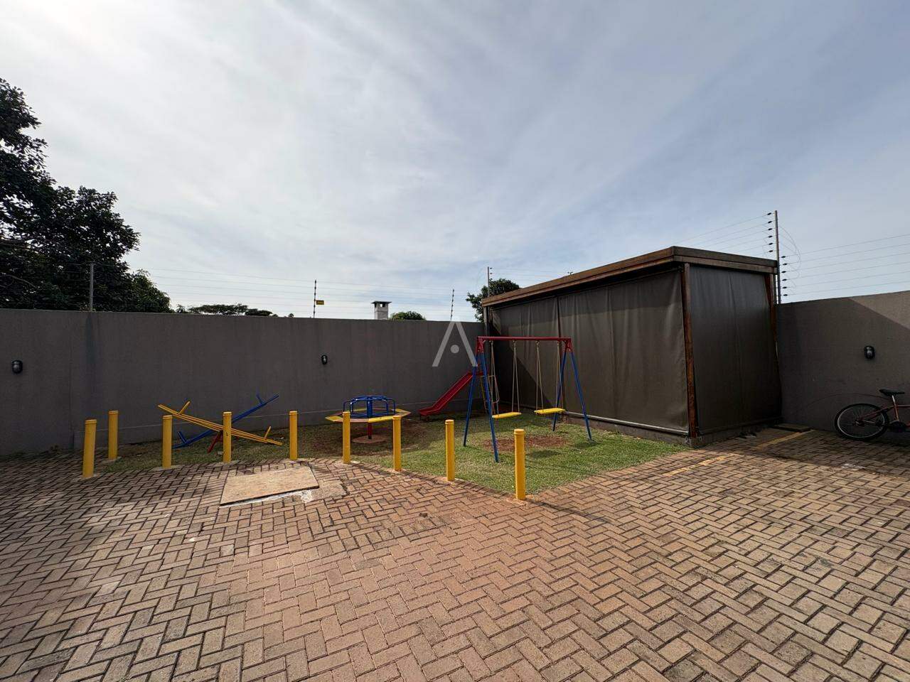 Apartamento para para aluguel no Bairro Brazmadeira em CASCAVEL: