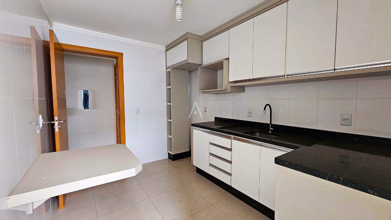 Apartamento para à venda no Bairro CENTRO em CASCAVEL: 